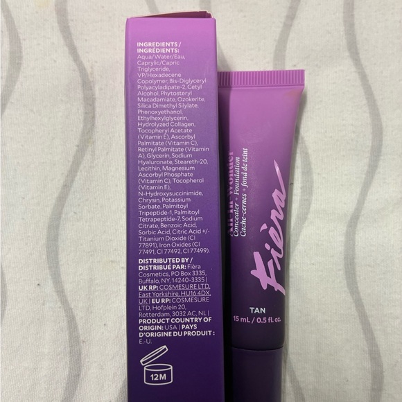 PreOwned Fiera All In Wonder Concealer/Foundation-Tan - Picture 2 of 2